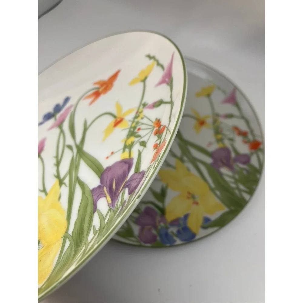 Mann Day Lily Salad Plates Set of 4 White Floral Wildflower Vintage 1974
